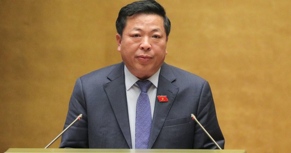 Xây dựng các cơ chế, chính sách đặc thù, đặc biệt để đầu tư phát triển hệ thống đường sắt