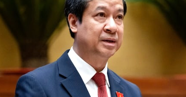 Bộ trưởng GD&ĐT: Sẽ có quy định mới về học phí