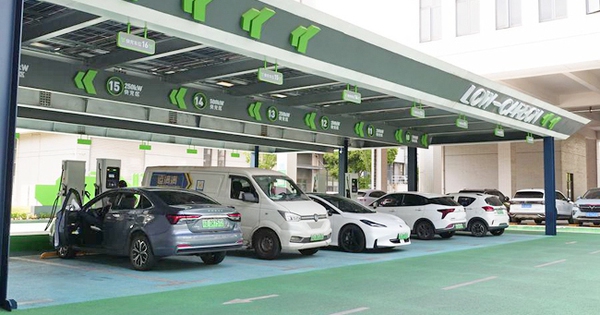 Trung Quốc lại đi trước thế giới: Sạc xe nhanh hơn đổ xăng không còn là giấc mơ với "tốc độ Thâm Quyến"