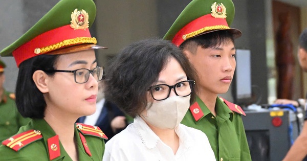 Hàng chục bị cáo tới tòa phúc thẩm, không thấy cựu Chủ tịch FLC Trịnh Văn Quyết