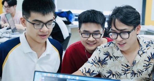Các trường khối Công nghệ thông tin đồng loạt tăng học phí