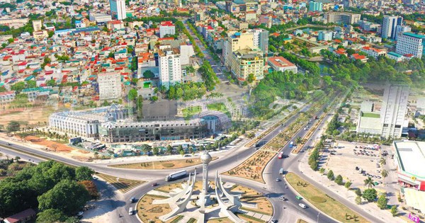 Chưa đầy nửa năm, một mình Tập đoàn Sun Group chiếm tới 30% tổng vốn đầu tư vào tỉnh đông dân nhất cả nước