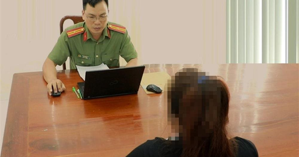 Cô gái ở Bình Phước thực hiện 12 lần chuyển khoản hơn 500 triệu đồng, lần thứ 13 quay xe báo công an