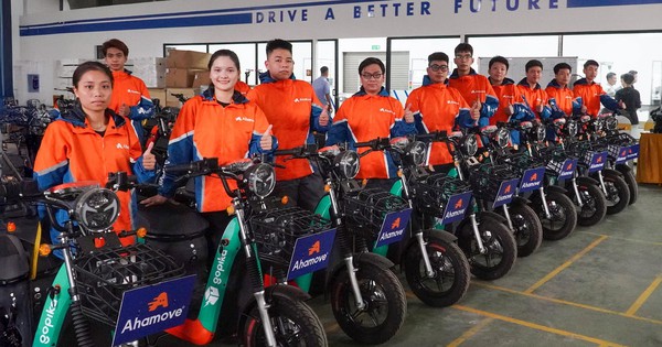 Ahamove triển khai sử dụng 1.000 xe điện Selex Motors