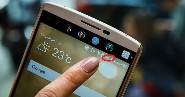 Điện thoại đột ngột mất sóng, tiền trong tài khoản ngân hàng bị rút sạch, nạn nhân không hề hay biết