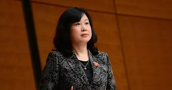 Bộ trưởng Y tế nói về vụ thuốc giả, kẹo rau củ Kera của Hằng 'Du mục'