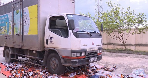 Tiêu hủy gần 2.000 gói bim bim giả mạo nhãn hiệu “Tăm cay Bà Tuyết”