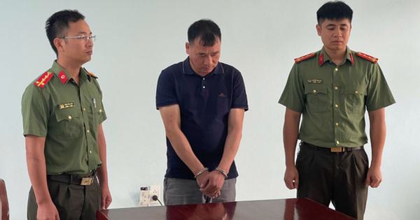 Bắt giam, khám xét chỗ ở và nơi làm việc một giám đốc ở Bắc Giang