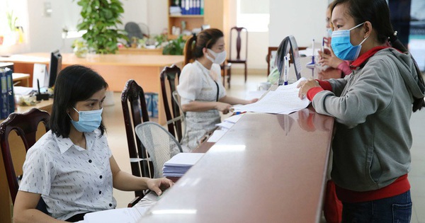 Mỗi xã được bố trí bao nhiêu biên chế sau sáp nhập?