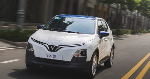 Chuyện thật như đùa: Xe điện VinFast chạy hơn 16 vạn km, chỉ chai… 1% pin