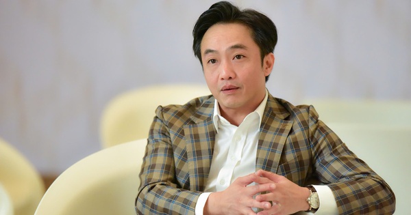 Lần đầu livestream, doanh nhân Nguyễn Quốc Cường bán 517 căn hộ ngay trên sóng