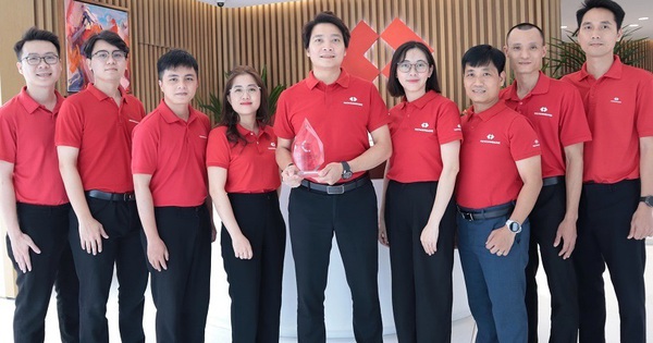 Techcombank là đại diện duy nhất Việt Nam được giải thưởng Celent Model Bank 2025 về quản lý vận hành xuất sắc