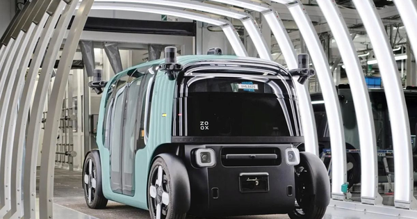 Canh bạc lớn của Amazon: 5 năm trước chi 1,2 tỷ USD thâu tóm 1 startup, nay bất ngờ 'tuyên chiến' với Tesla, Alphabet