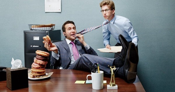 Chuỗi bán lẻ phá sản vì coi thường nhân viên, bị mắng 45 phút nếu trả lời sai, che giấu số liệu, phải đóng cửa hơn 3.800 cửa hàng