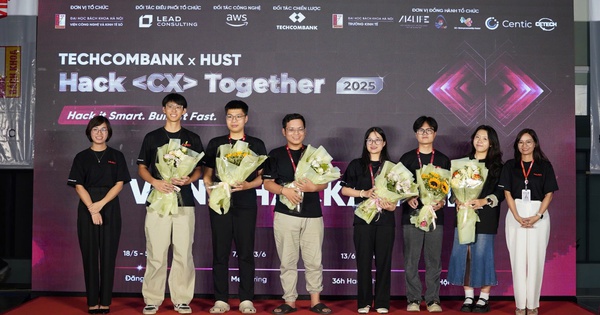 Cuộc thi Hack CX Together 2025 - cầu nối giữa học thuật, sáng tạo và doanh nghiệp trong thời đại ngân hàng số