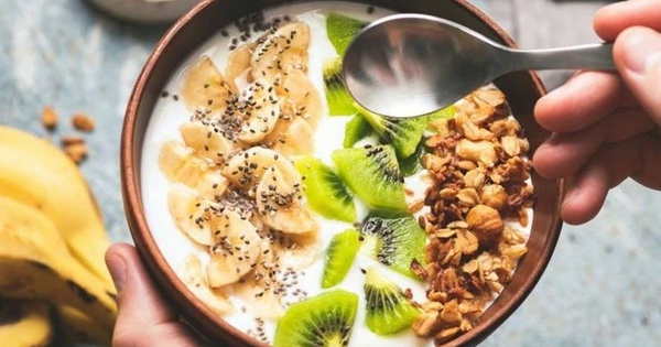 Sữa chua là món quà vô giá cho đường ruột khỏe: Bác sĩ nói nếu bạn uống sữa chua đủ lâu cơ thể sẽ có 4 dấu hiệu tích cực