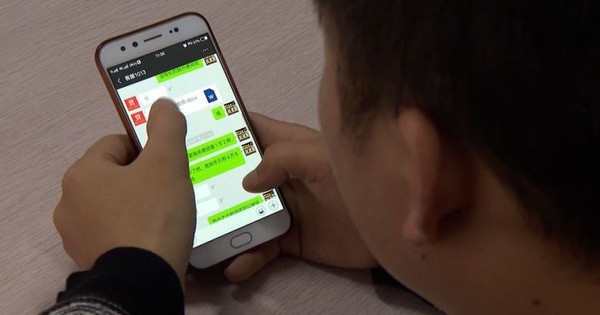 Bị lừa mất 24 triệu, người đàn ông vừa báo cảnh sát nhờ phong toả tài khoản, kẻ lừa đảo bất ngờ chuyển khoản trả lại 370 triệu