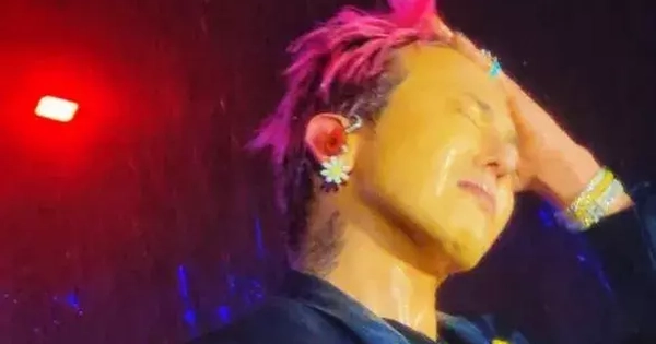 Tranh cãi thái độ của G-Dragon tại sân Mỹ Đình
