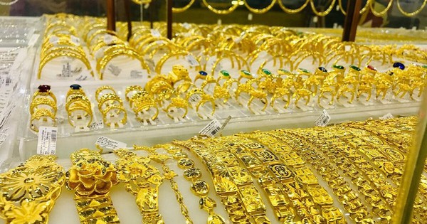 Sáng 23/6: Giá vàng nhẫn, vàng SJC đồng loạt tăng ngược chiều giá vàng thế giới