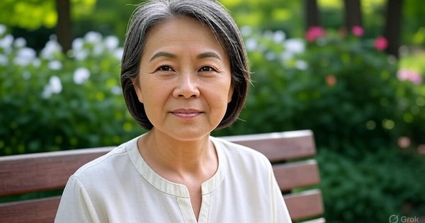U60 nghỉ hưu 14 năm, nhận 1,4 tỷ đồng lương hưu bỗng bị kiện ra tòa: "Chị đã qua đời 30 năm trước?"