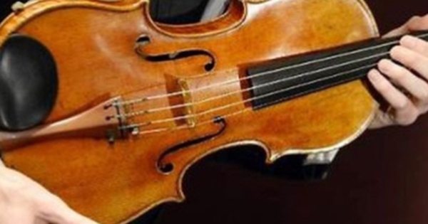 Cây violin 310 năm tuổi trị giá hơn 1.000 tỷ đồng gây chấn động giới nghệ thuật