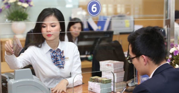 ĐỪNG BỎ QUA: Nhiều ngân hàng thông báo tăng phí dịch vụ, chủ thẻ cần lưu tâm!