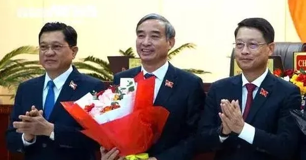 Chủ tịch UBND TP Đà Nẵng nghỉ hưu trước tuổi