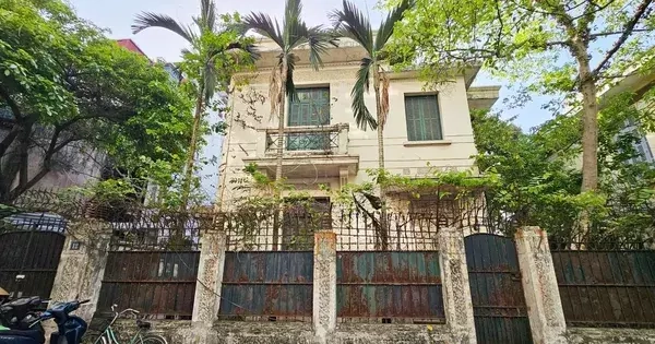 Trưng dụng biệt thự bỏ hoang 12 Nguyễn Chế Nghĩa làm trụ sở UBND phường Cửa Nam?