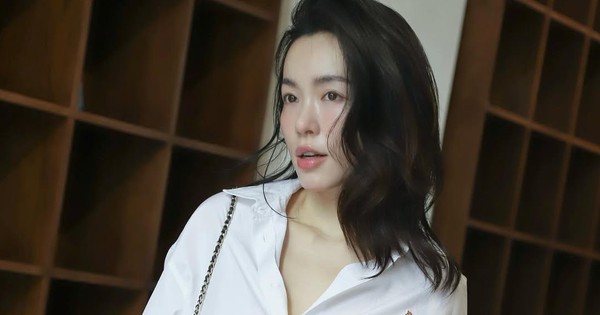 "Phú bà" 9X làm ngành sáng tạo đi ngủ lúc 9h30 tối: Bình thường hay phi thường?