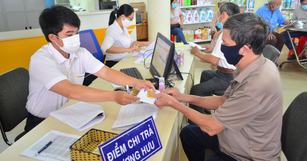 BHXH Hà Nội thông báo lịch chi trả 4.000 tỉ đồng lương hưu, trợ cấp BHXH tháng 7/2025 sau khi bộ máy mới vận hành