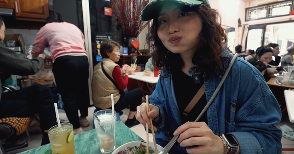 Khách Trung Quốc mê mẩn 1 món bún Việt Nam, thử miếng đầu đã thốt lên: "Đây là món bún ngon nhất”