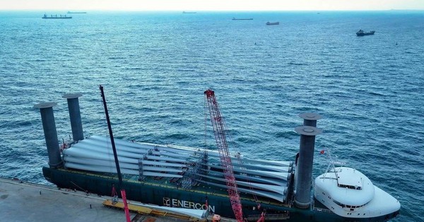 Cảng biển quốc tế 5.600 tỷ đồng của Việt Nam đón chuyến tàu, đánh dấu cột mốc chưa từng có
