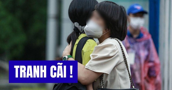 Một hành động đang tranh cãi gay gắt nhất mùa thi tốt nghiệp THPT 2025: Yêu thương hay khiến con thêm áp lực?