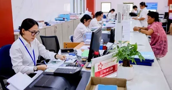 Thủ tướng yêu cầu hoàn thành việc bố trí, sắp xếp cán bộ, công chức cấp xã trong hôm nay