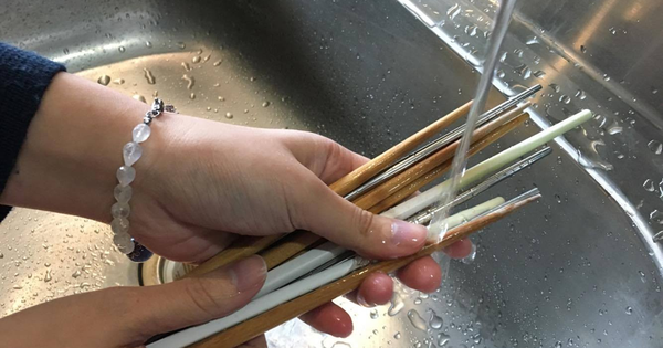 Một hành động khi rửa đũa rất nguy hiểm, khiến cả nhà ung thư nhưng ai cũng làm