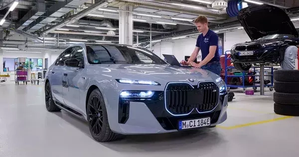 Các hãng chạy đua đưa pin xe điện 1.000 km/lần sạc ra thị trường
