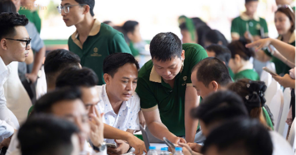 Mayhomes góp phần làm nên sức hút tại sự kiện ráp căn Vinhomes Golden City
