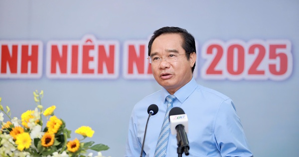 Chiều nay, Thường trực Thành ủy TP HCM sẽ làm việc với lãnh đạo quận, huyện về sắp xếp bộ máy