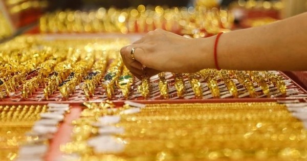 Cuối ngày, giá vàng thế giới, vàng trong nước đồng loạt bật tăng