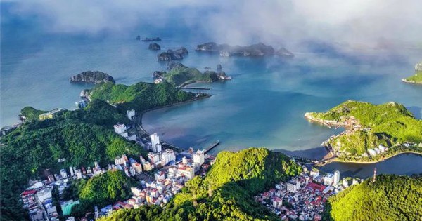 Bờ biển của "đảo ngọc" miền Bắc thay đổi sau gần 1 năm: Nhiều du khách bất ngờ không nhận ra