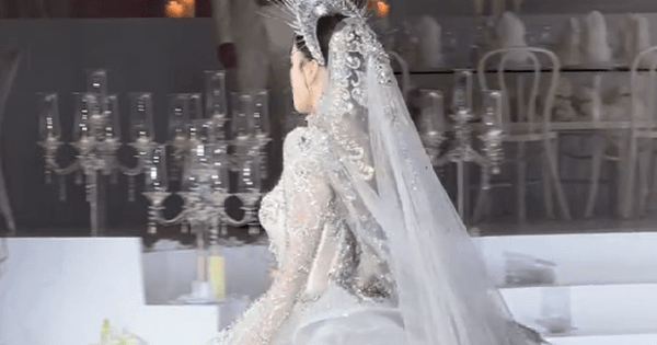 Mỹ nhân có "gương mặt kim cương" đẹp nhất Việt Nam, hoàn hảo mọi mặt chỉ trừ 1 điều