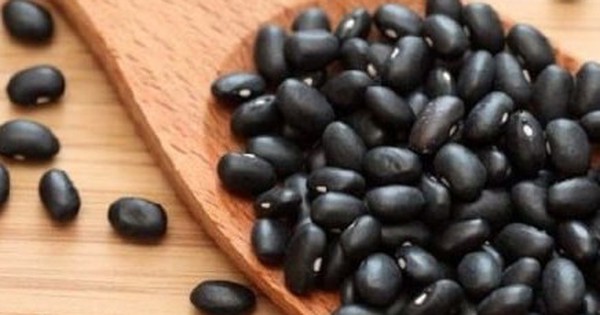Những người nên hạn chế ăn đỗ đen
