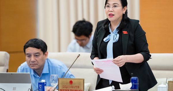 Bà Nguyễn Thanh Hải: Táo bán ở tiệm đắt tiền, mua về để mấy tháng không hỏng, ruồi nhặng còn chê