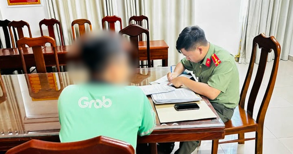 Nghe nhân viên Techcombank báo tài khoản lâu không dùng có 1,7 tỷ đồng chuyển vào, tài xế Grab lập tức cúp máy, công an Khánh Hoà: "Làm vậy là đúng"