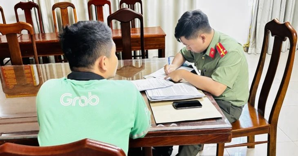 Một công ty chứng khoán ở Hà Nội chuyển khoản "nhầm" 1,7 tỷ đồng cho tài xế xe Grab