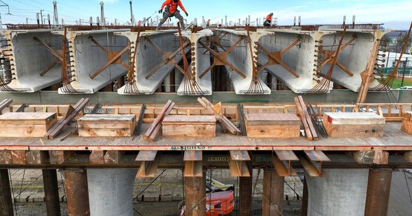 Tin chọn Trung Quốc với giá chỉ bằng nửa, đường sắt cao tốc 13 tỷ USD bị chậm 10 năm, đã từ chối công nghệ nước nào?