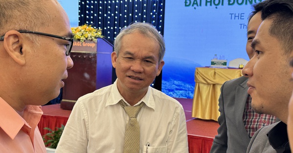 Bầu Đức tuyên bố không làm bất động sản dù lời ngàn tỉ mỗi năm
