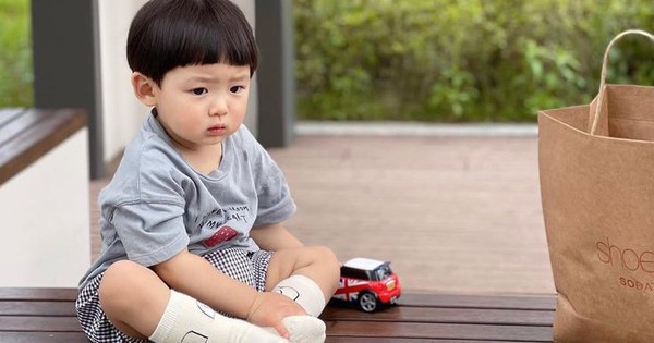 4 SỞ THÍCH của trẻ mà người lớn cho rằng "không ngoan" nhưng lại chứng tỏ bé đang phát triển trí não rất tốt