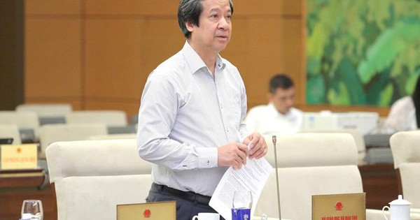 Cấm giáo viên dạy thêm học sinh chính khoá, Bộ trưởng Nguyễn Kim Sơn nêu lý do