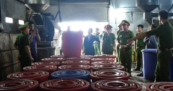 Cơ sở cà phê nổi tiếng ở Phú Yên bán hơn 17 tấn cà phê giả ra thị trường